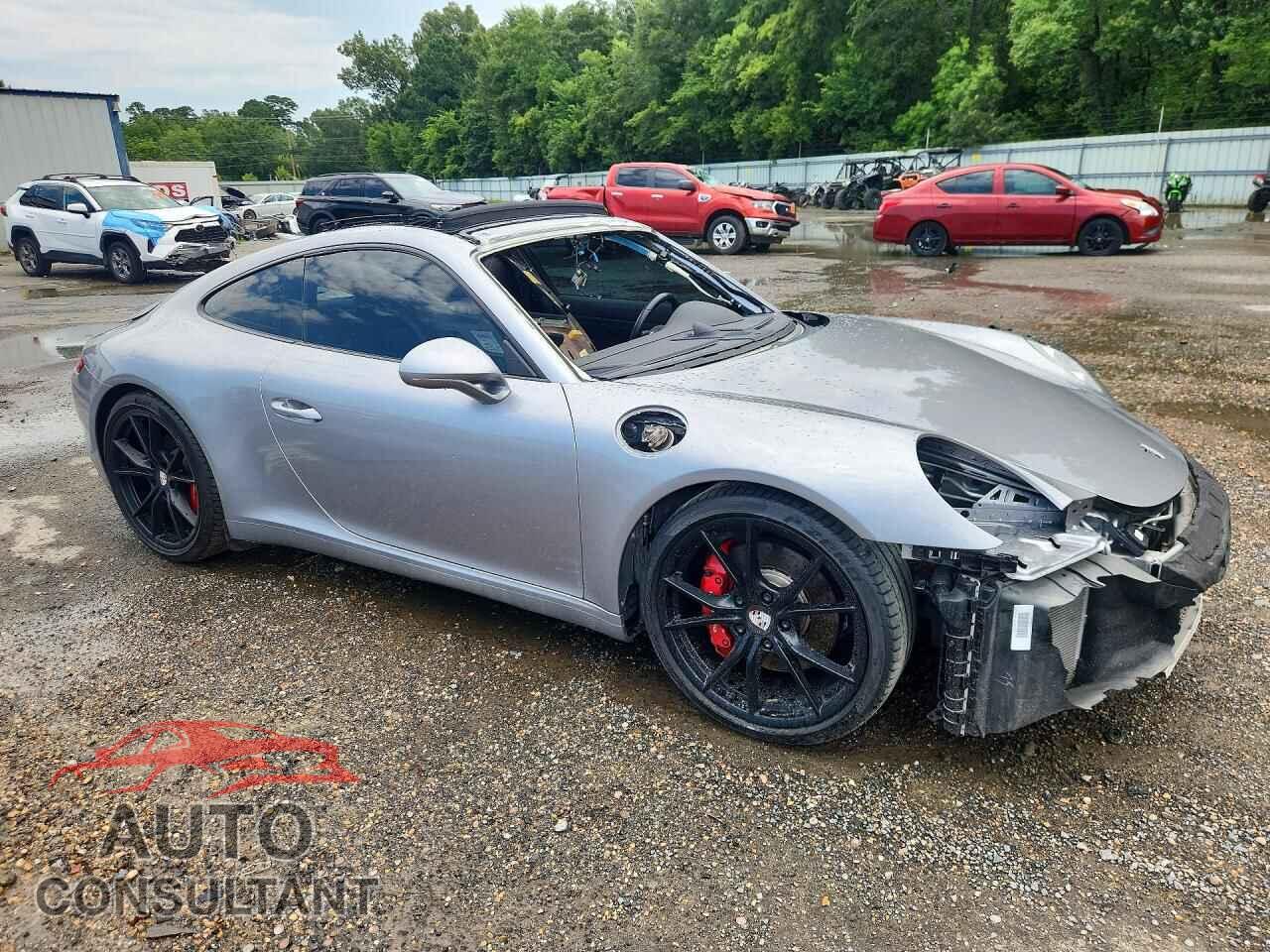 PORSCHE 911 2018 - WP0AB2A91JS123111