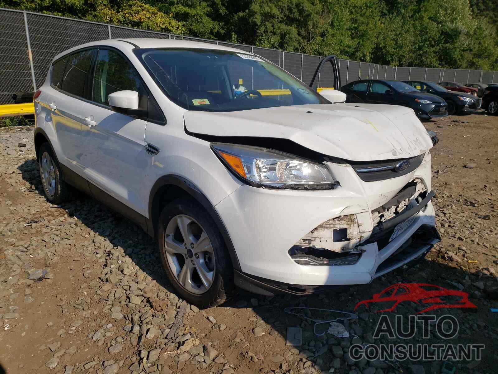 FORD ESCAPE 2016 - 1FMCU9GX1GUB00714