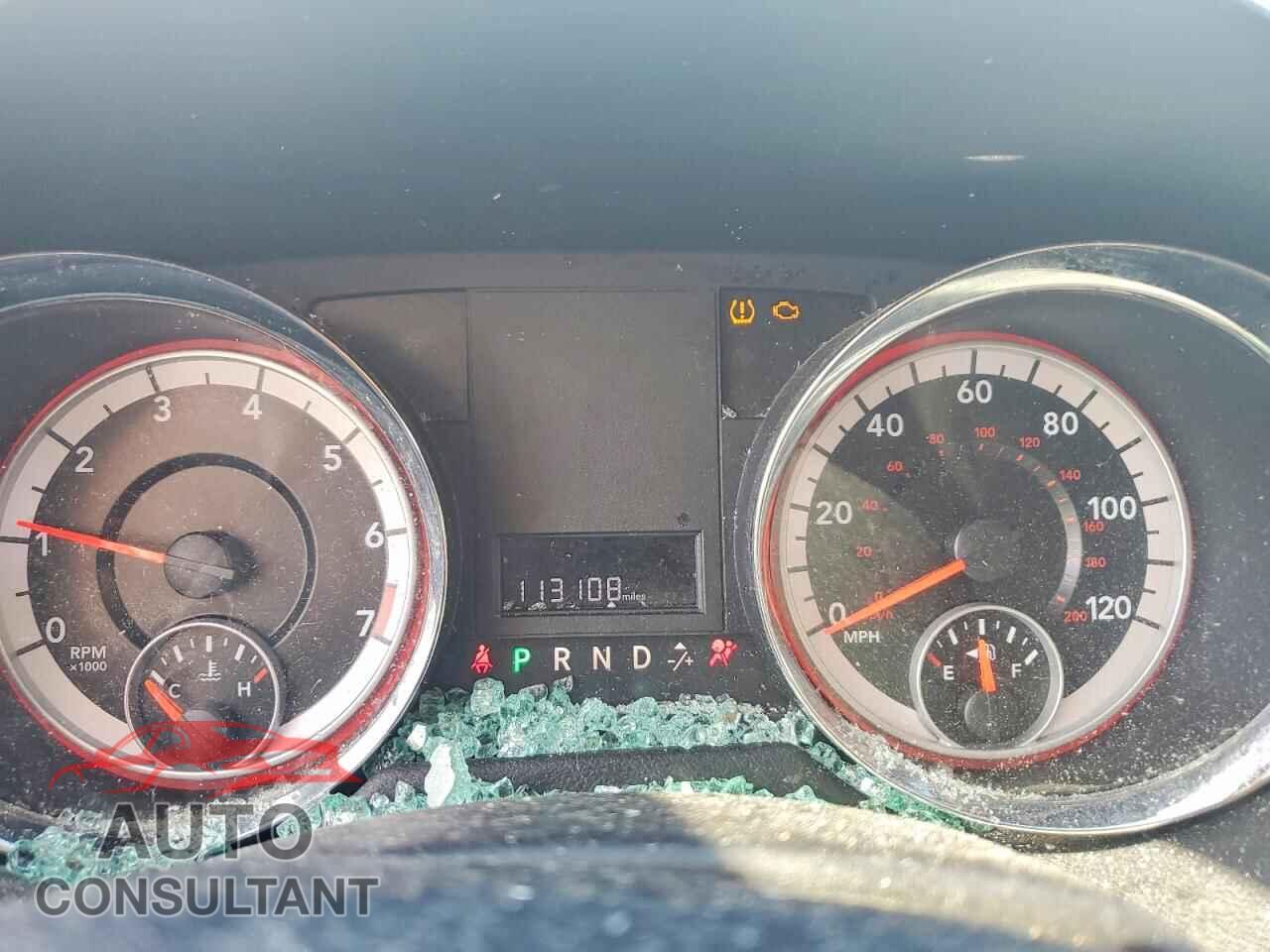 DODGE CARAVAN 2011 - 2D4RN3DG6BR743310