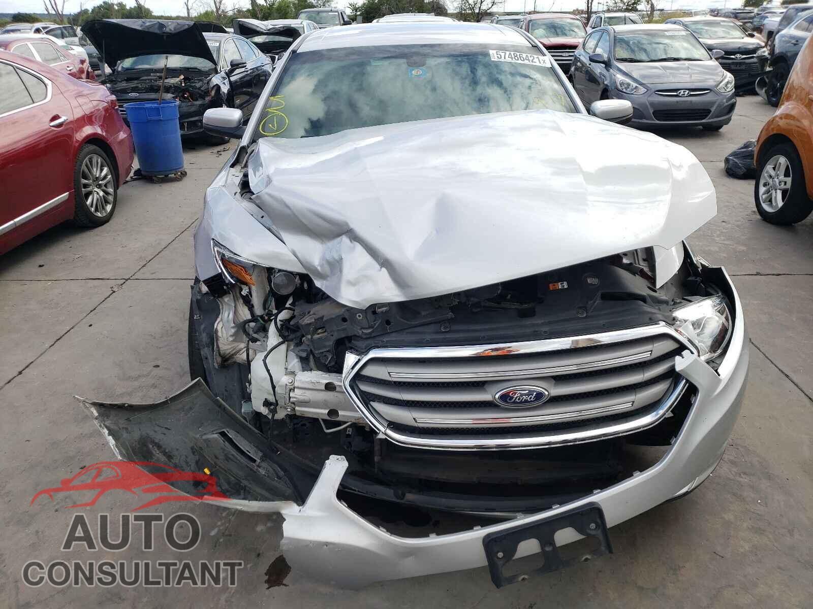 FORD TAURUS 2017 - 1FAHP2E80HG127719