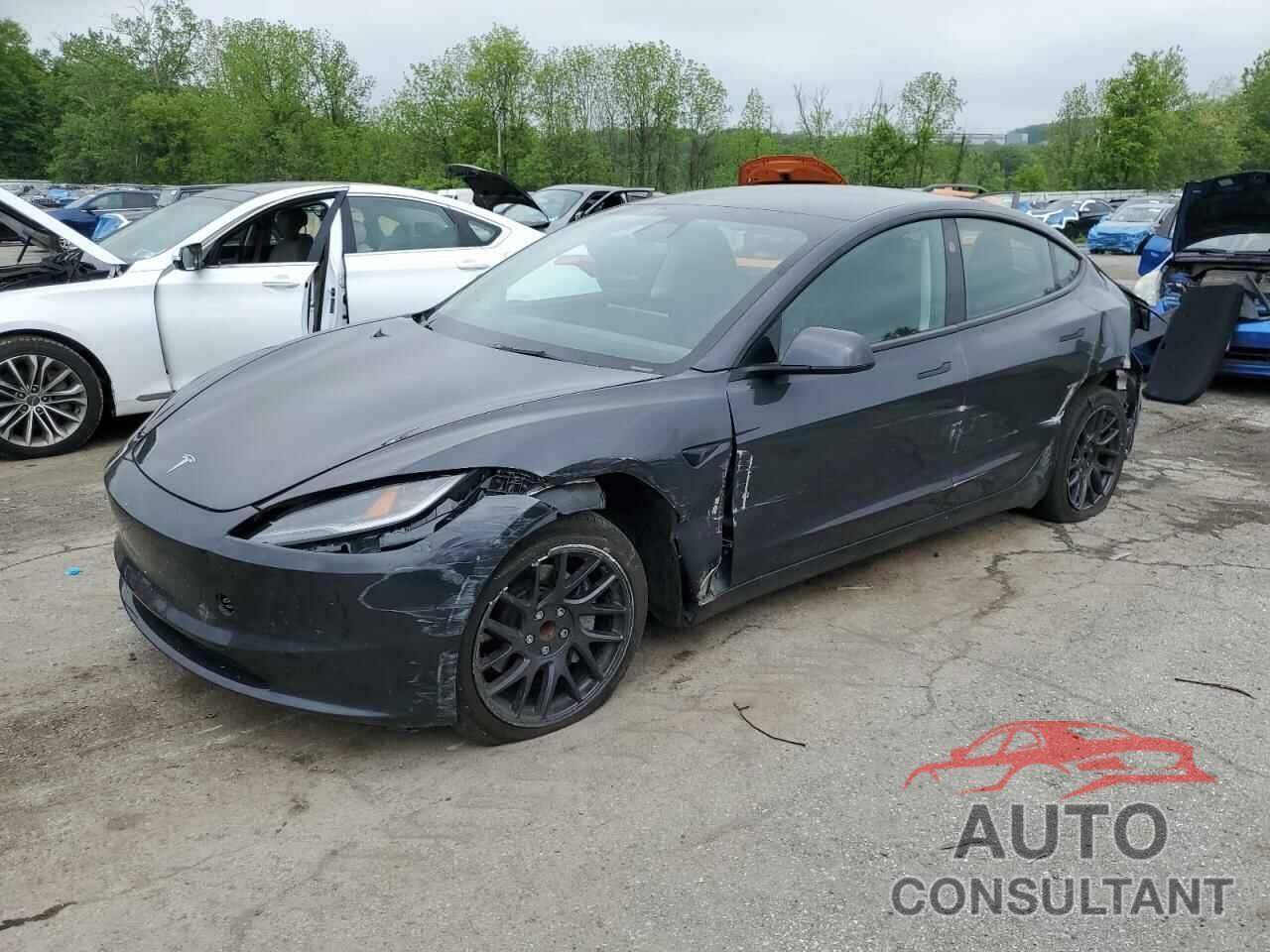 TESLA MODEL 3 2024 - 5YJ3E1EA8RF773982