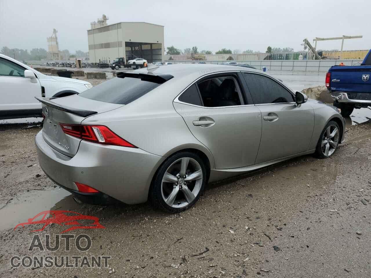 LEXUS IS 2014 - JTHCE1D28E5002474