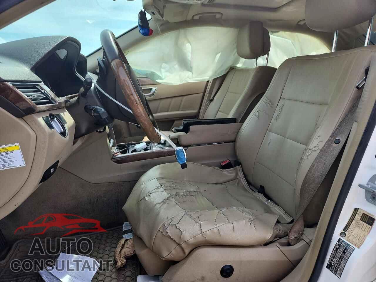 MERCEDES-BENZ E-CLASS 2013 - WDDHF5KB2DA764080