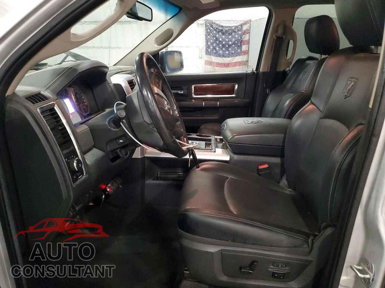 DODGE RAM 1500 2012 - 1C6RD7NT1CS311458