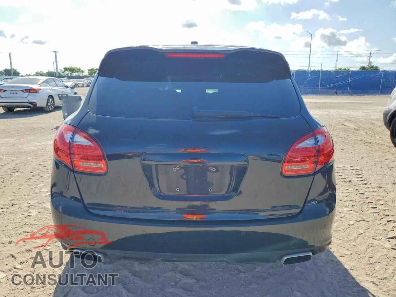 PORSCHE CAYENNE 2011 - WP1AE2A24BLA92800