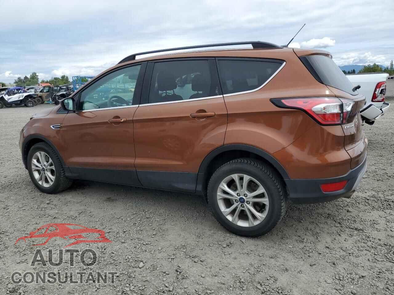 FORD ESCAPE 2017 - 1FMCU9G95HUC51591