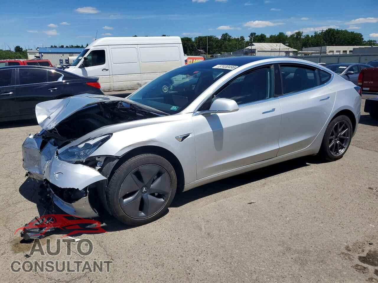 TESLA MODEL 3 2018 - 5YJ3E1EAXJF045973