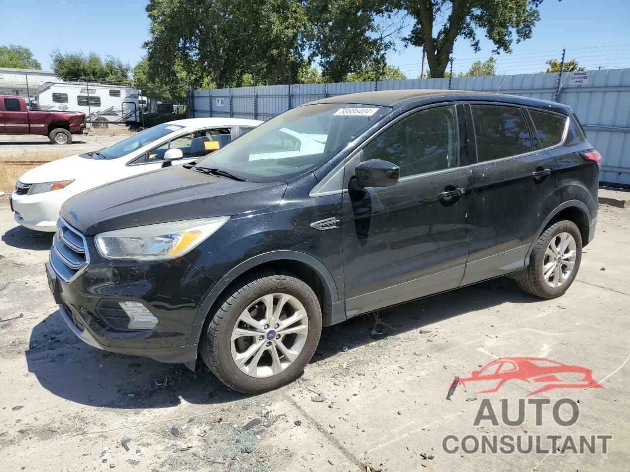 FORD ESCAPE 2017 - 1FMCU0GD6HUB66839