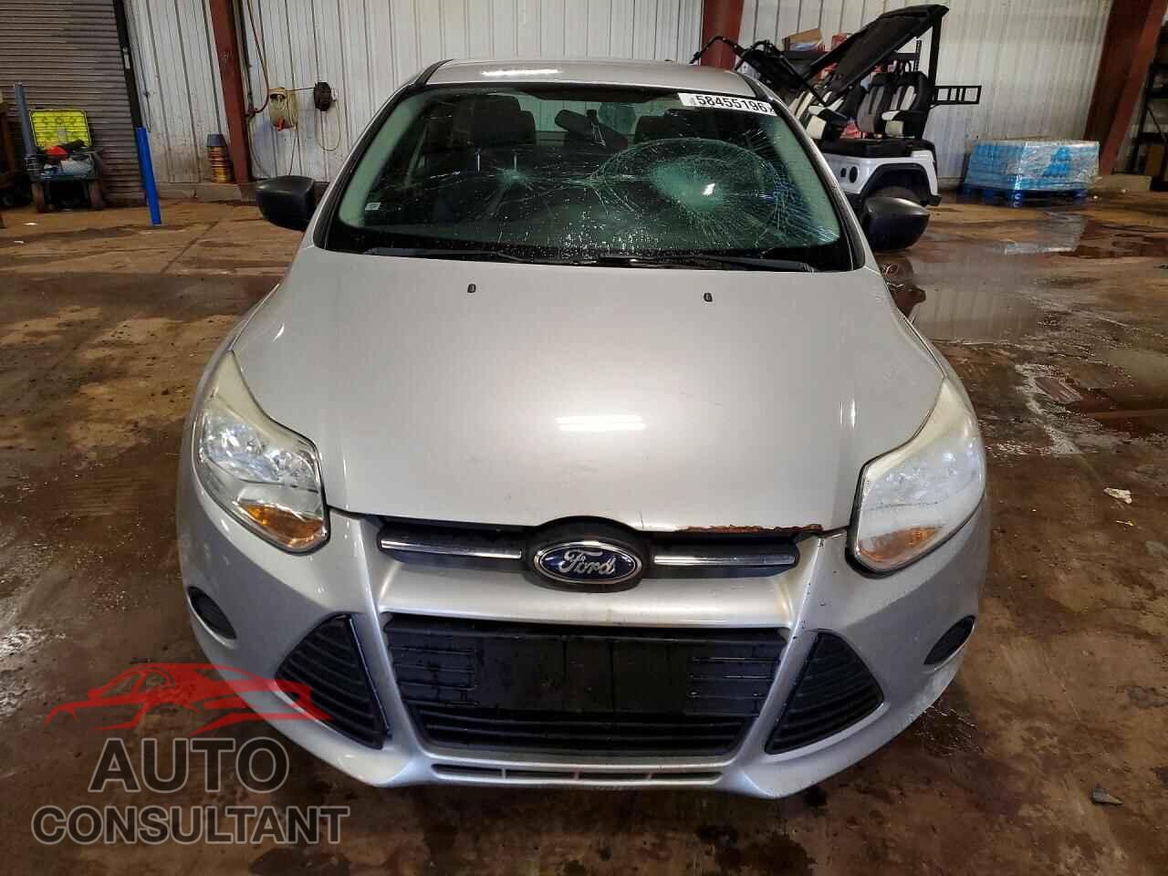 FORD FOCUS 2013 - 1FADP3E29DL262425