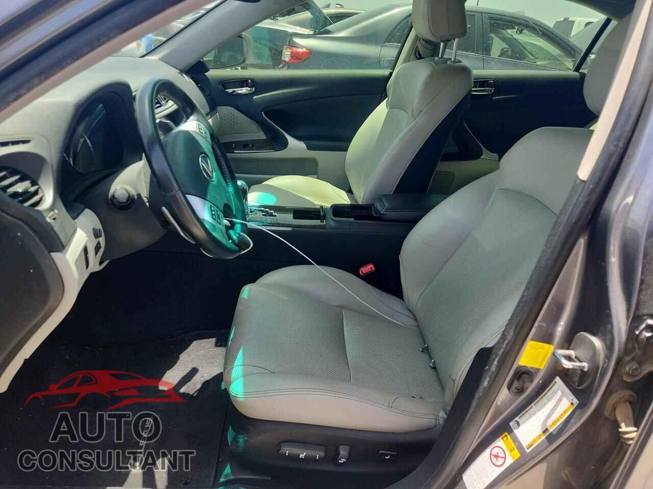 LEXUS IS 2013 - JTHBF5C28D5189585