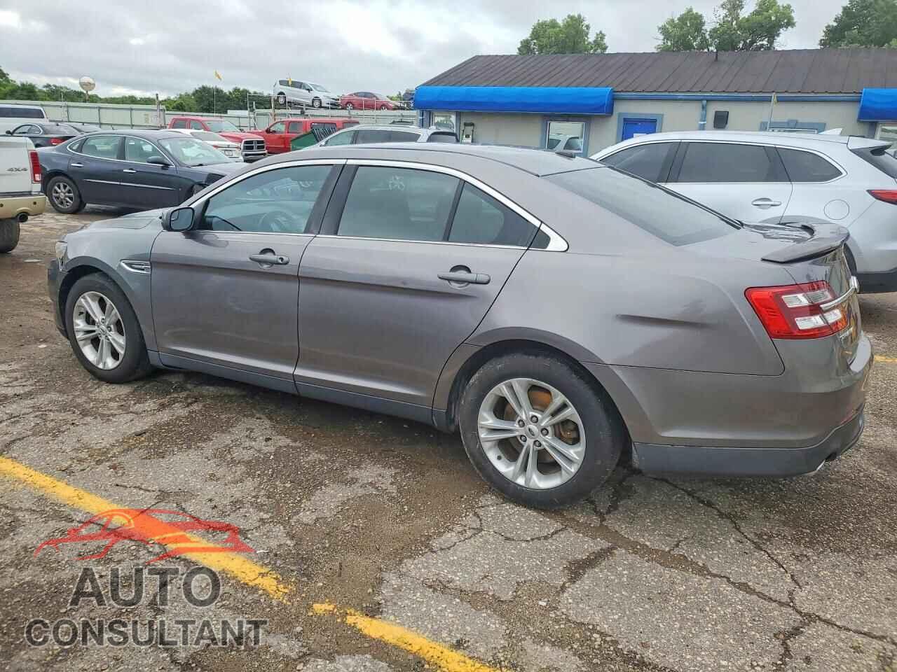 FORD TAURUS 2013 - 1FAHP2E82DG100547