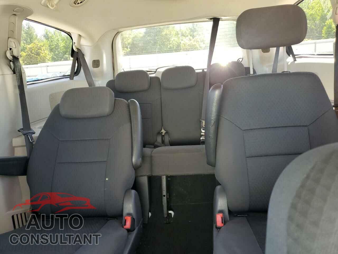 DODGE CARAVAN 2010 - 2D4RN5D18AR245096