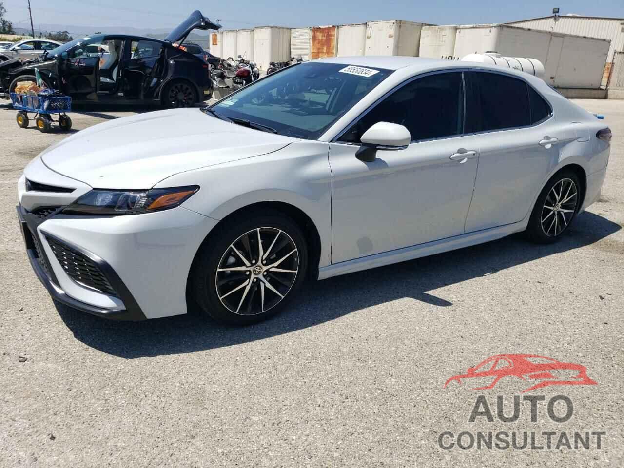 TOYOTA CAMRY 2023 - 4T1G11AK1PU180184