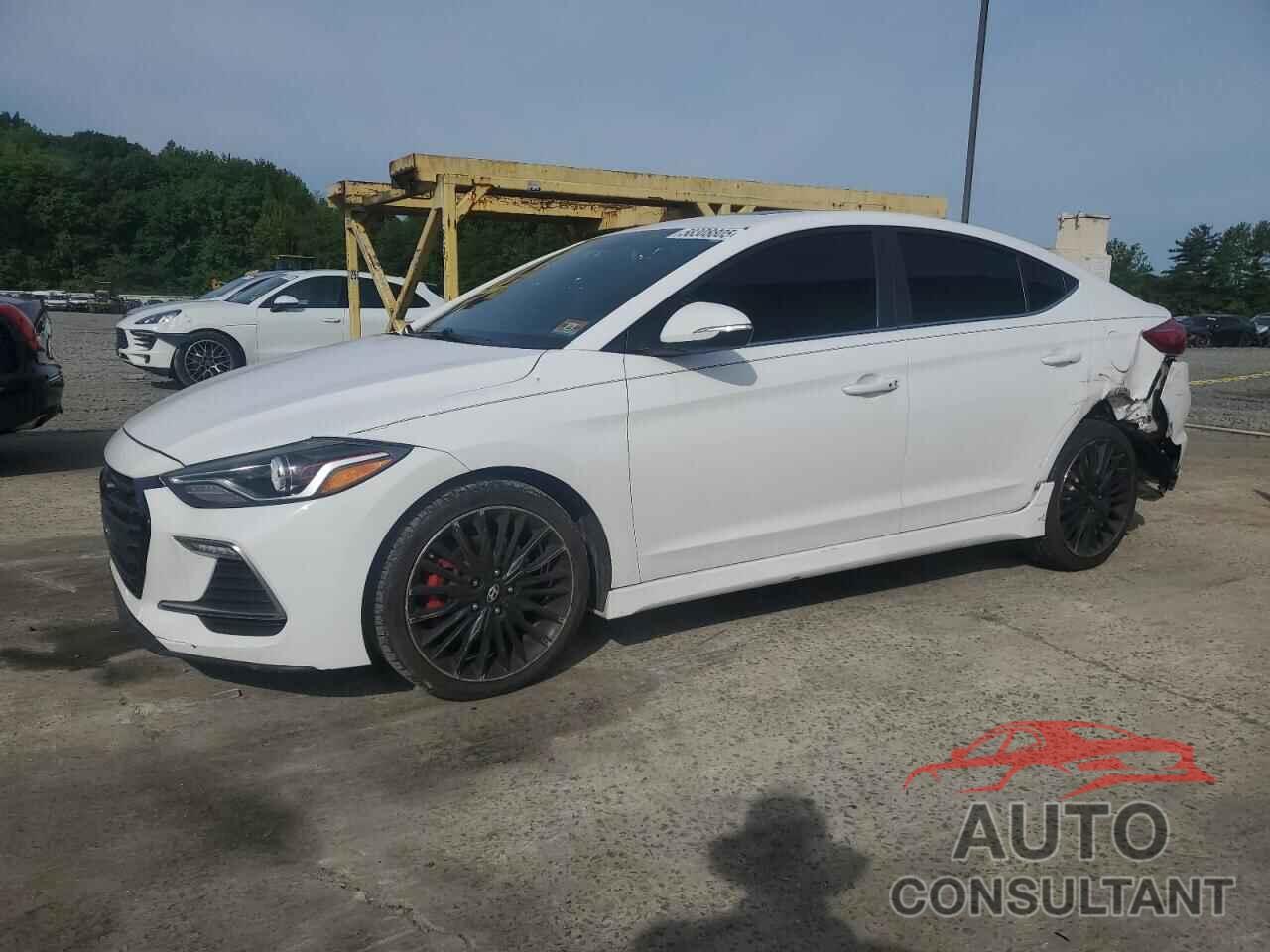 HYUNDAI ELANTRA 2018 - KMHD04LB0JU545384