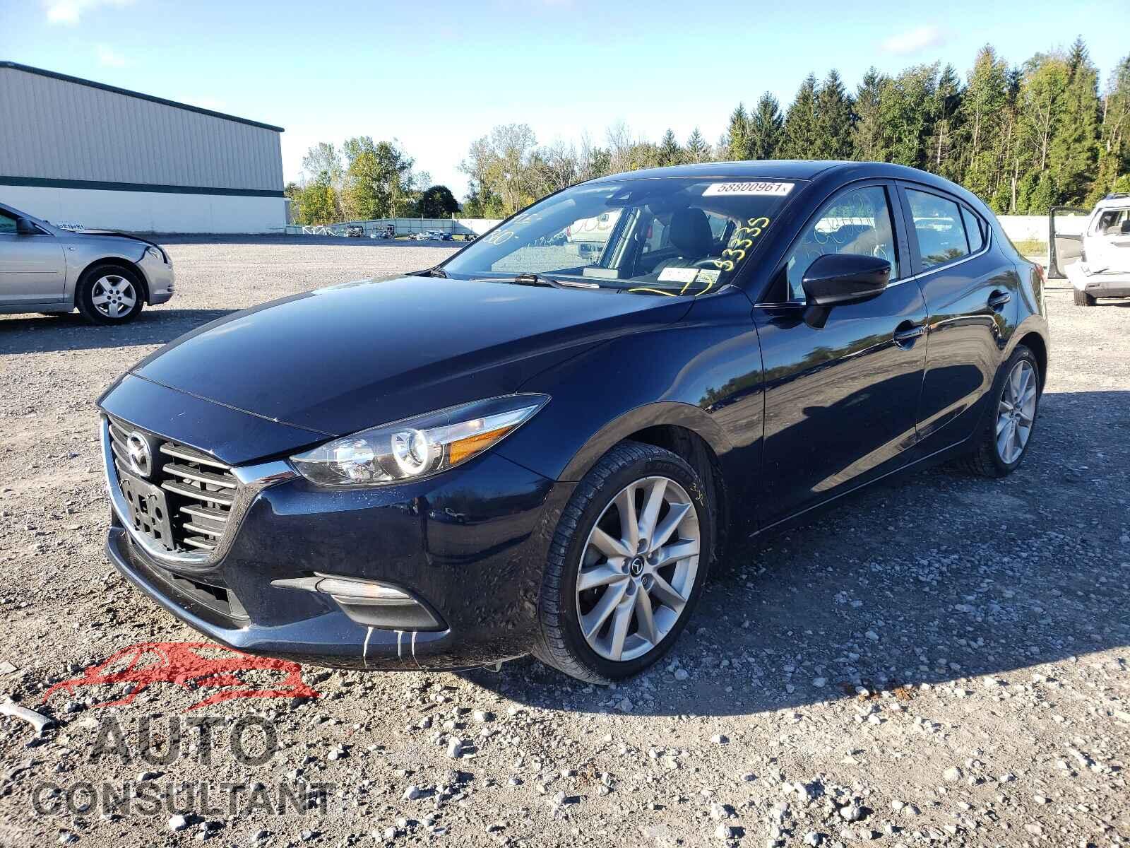 MAZDA 3 2017 - 3MZBN1L36HM146320