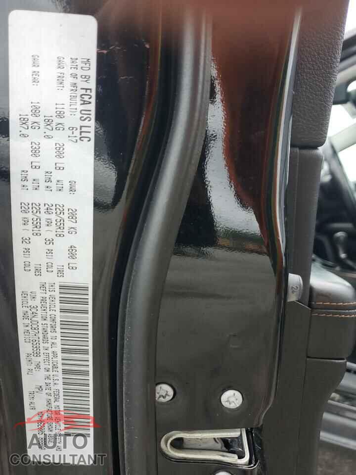 JEEP COMPASS 2017 - 3C4NJDCB7HT659599