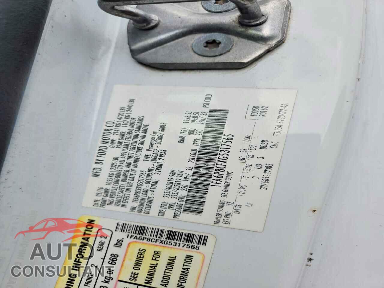 FORD MUSTANG 2016 - 1FA6P8CFXG5317565