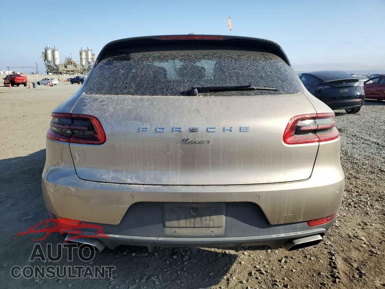 PORSCHE MACAN 2018 - WP1AA2A53JLB10336