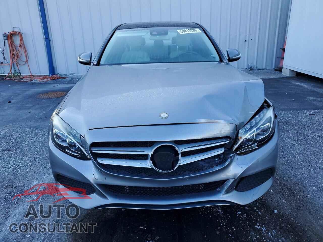 MERCEDES-BENZ C-CLASS 2015 - 55SWF4JB2FU070401