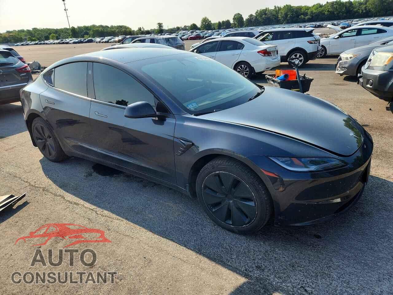 TESLA MODEL 3 2024 - 5YJ3E1EA2RF829706