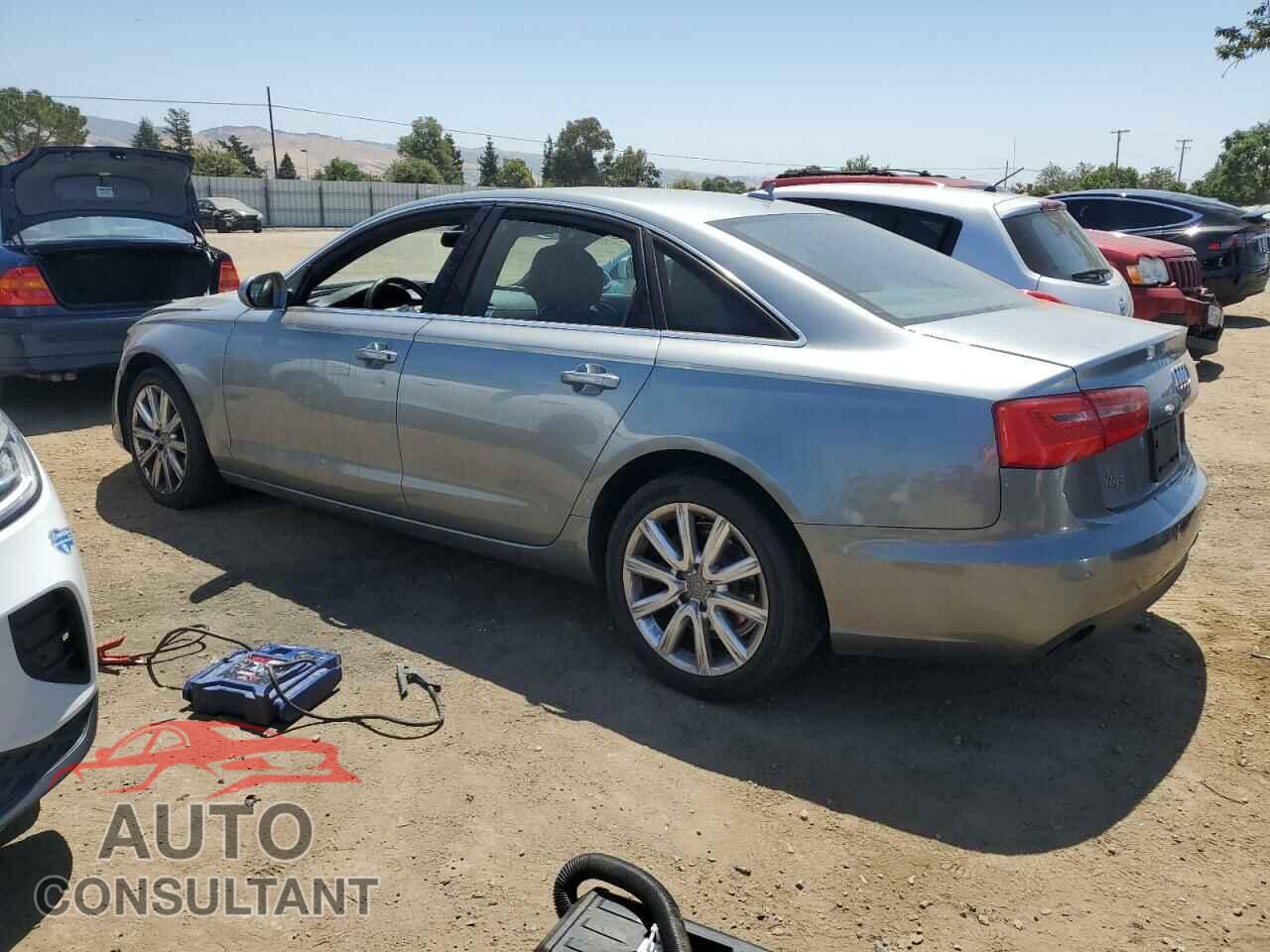 AUDI A6 2013 - WAUDFAFC4DN145524