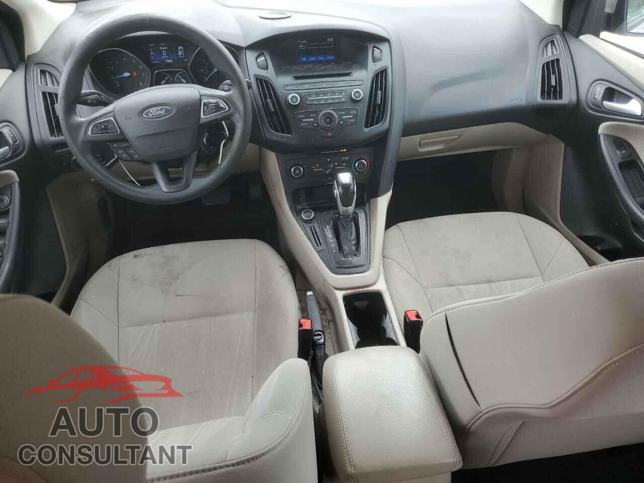 FORD FOCUS 2015 - 1FADP3K2XFL213967