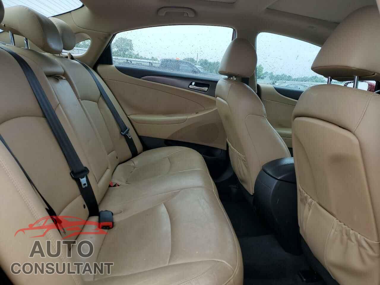 HYUNDAI SONATA 2015 - KMHEC4A47FA136047