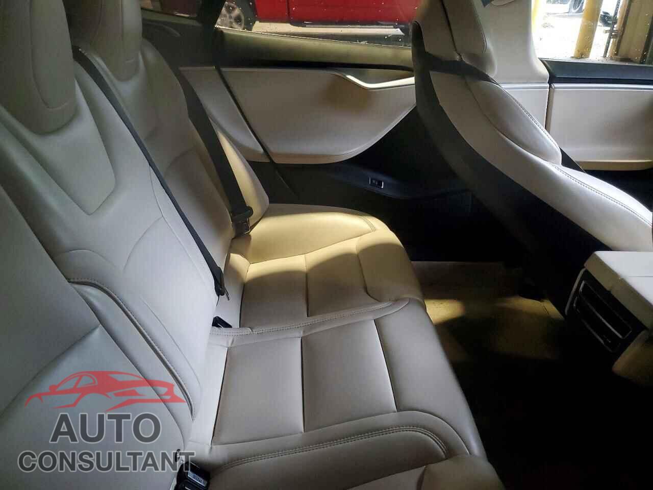 TESLA MODEL S 2017 - 5YJSA1E26HF220049