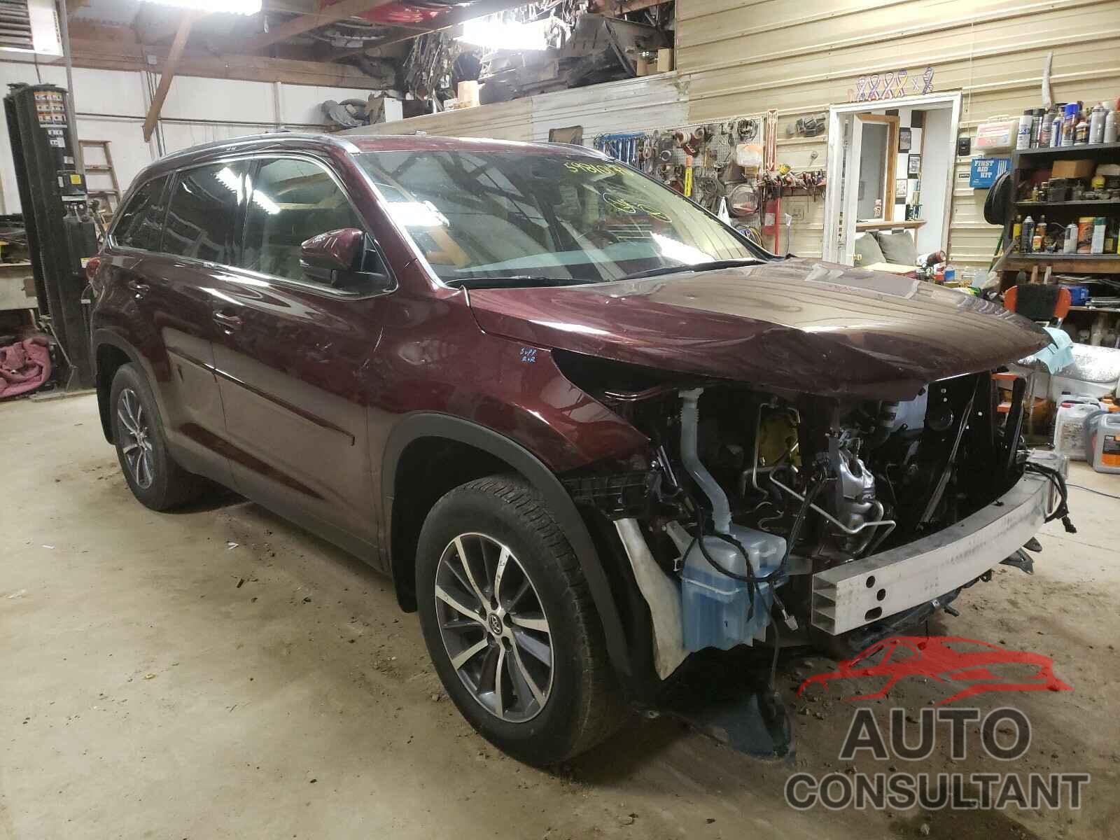 TOYOTA HIGHLANDER 2019 - 5TDJZRFH3KS969707