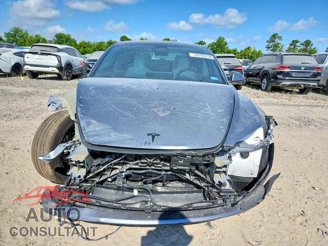 TESLA MODEL 3 2026 - 5YJ3E1EA6TF163683