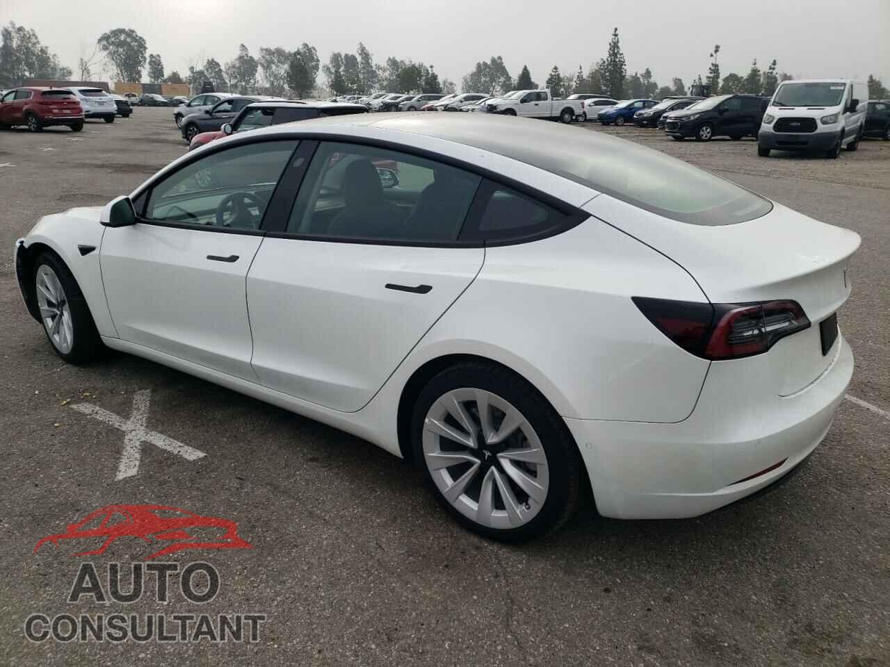 TESLA MODEL 3 2022 - 5YJ3E1EA6NF298553