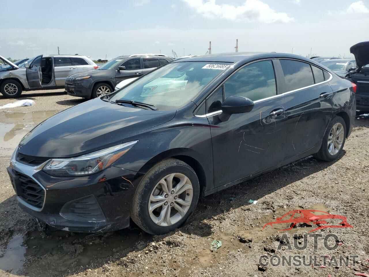 CHEVROLET CRUZE 2019 - 1G1BE5SM2K7142988