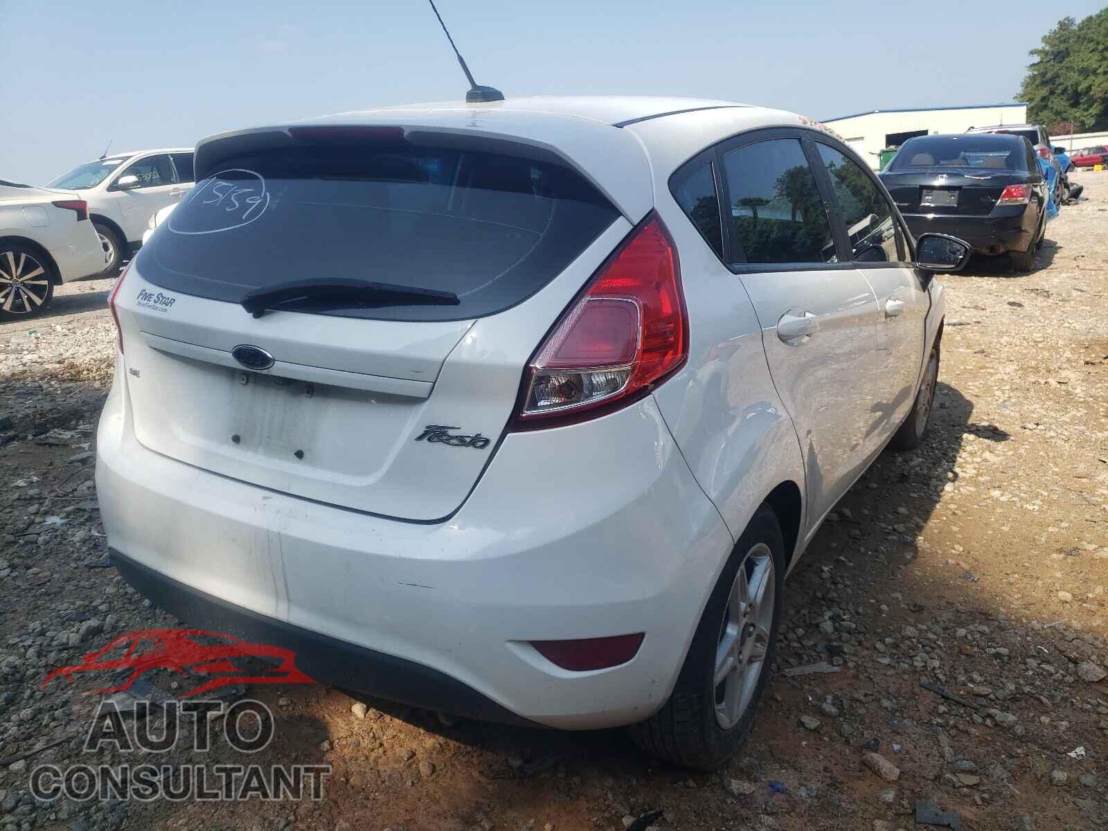 FORD FIESTA 2018 - 3FADP4EJ3KM111444
