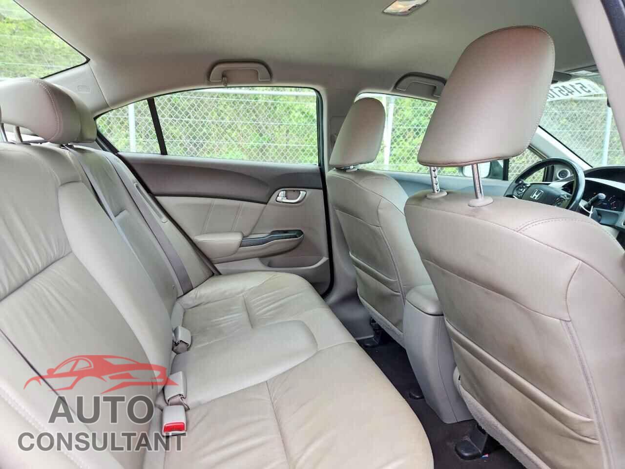 HONDA CIVIC 2012 - JHMFB4F30CS006076