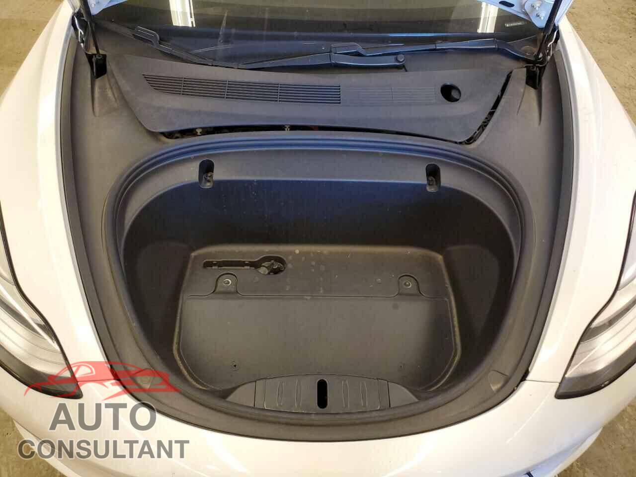 TESLA MODEL 3 2020 - 5YJ3E1EB3LF735902
