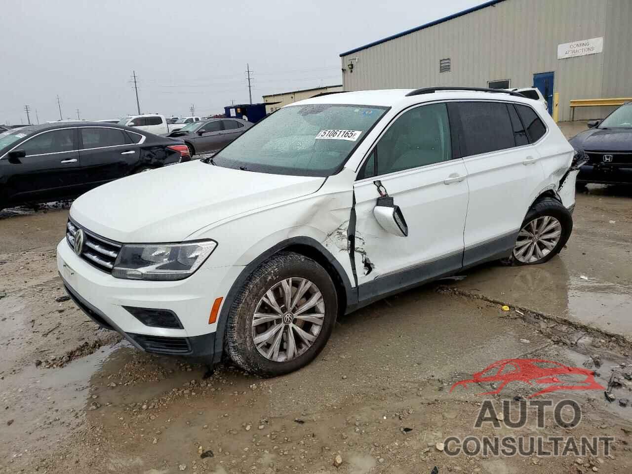 VOLKSWAGEN TIGUAN 2018 - 3VV3B7AX7JM061373