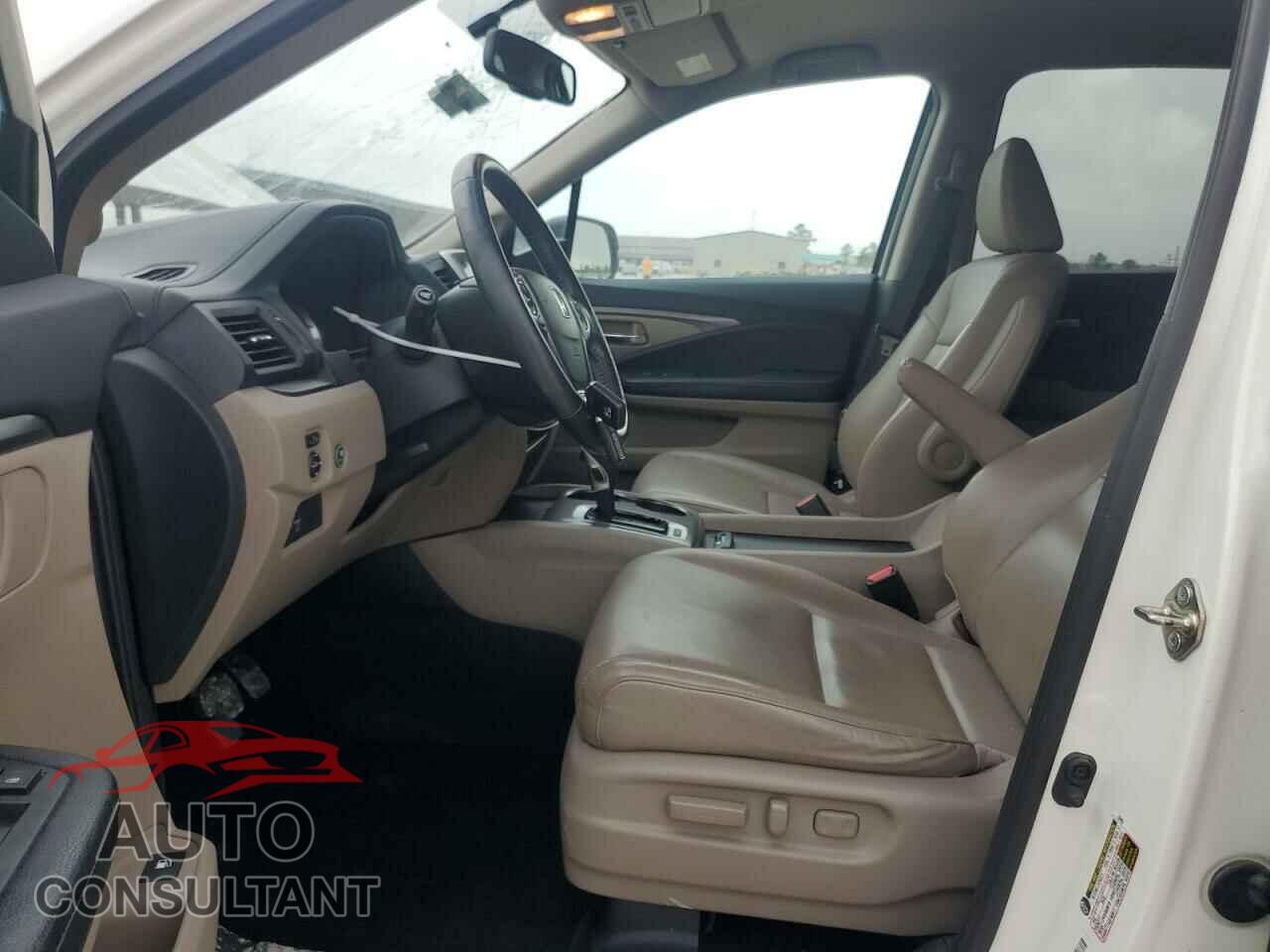 HONDA RIDGELINE 2017 - 5FPYK2F64HB003413