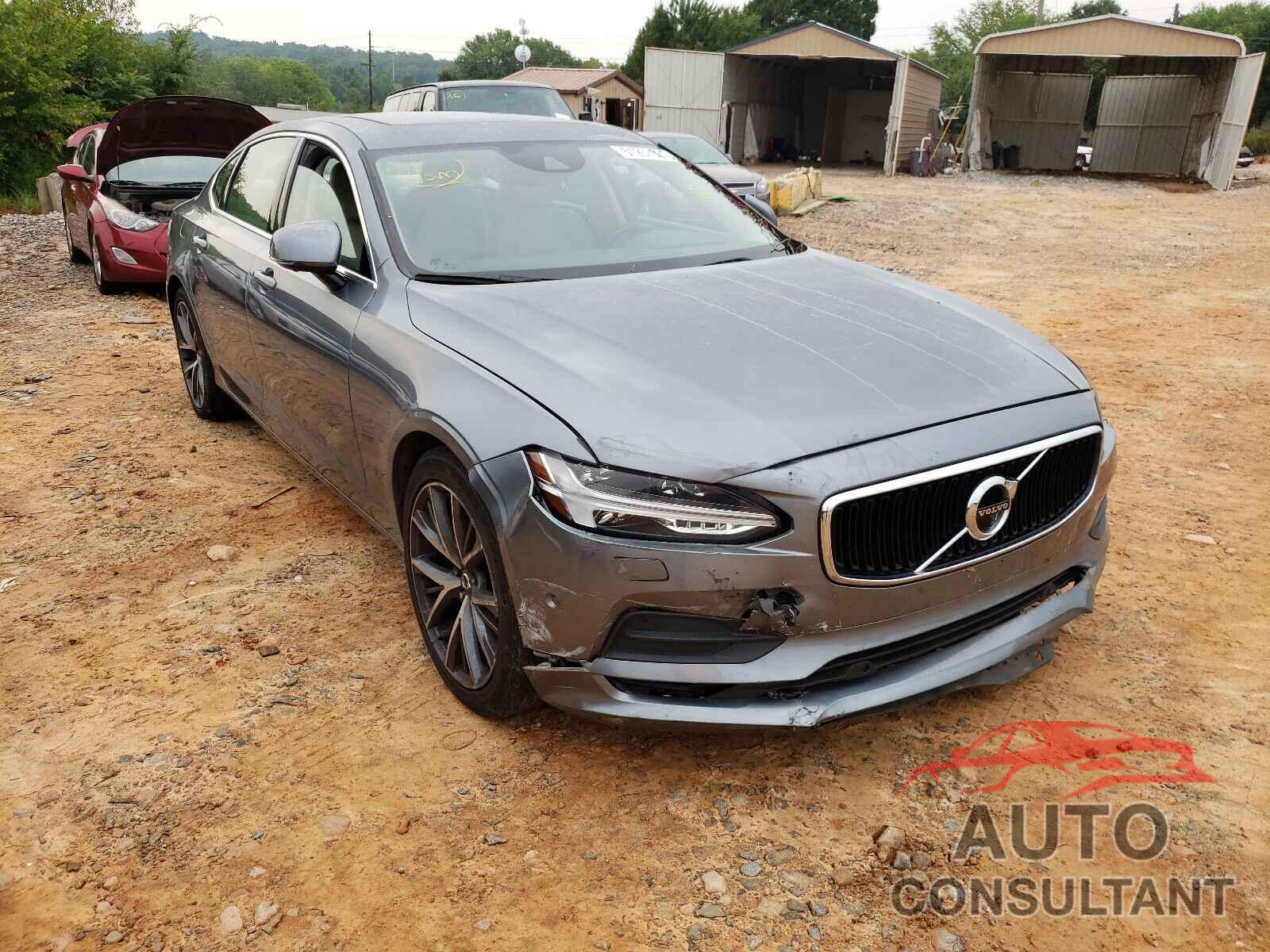 VOLVO S90 2018 - LVY992MK2JP031028