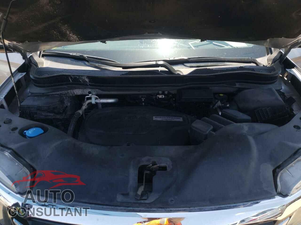 HONDA PILOT 2017 - 5FNYF6H06HB089918