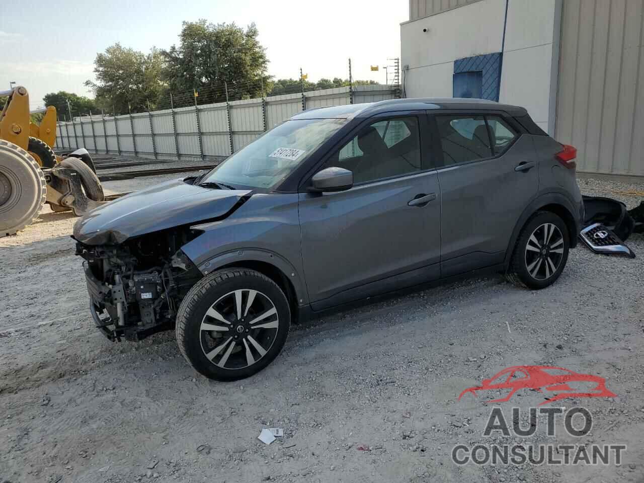 NISSAN KICKS 2018 - 3N1CP5CU8JL544807