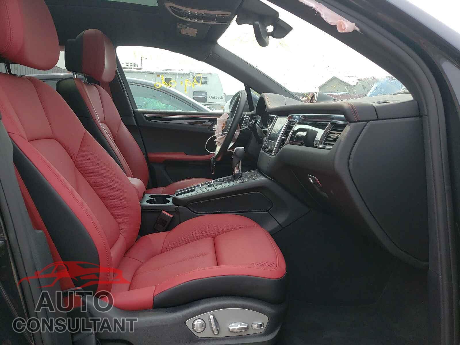 PORSCHE MACAN 2017 - WP1AB2A51HLB14201