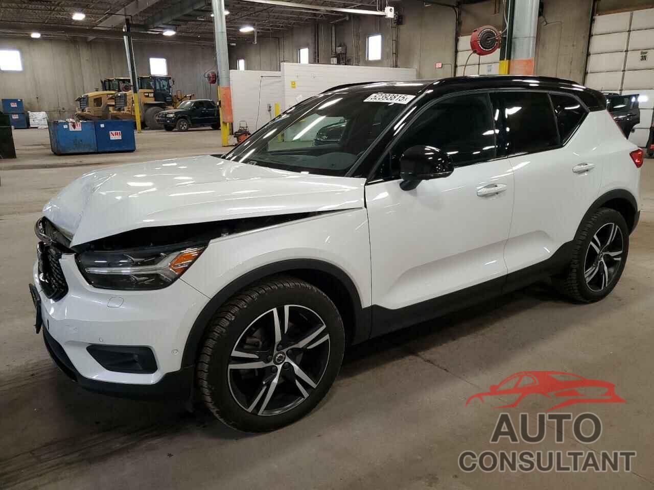 VOLVO XC40 2019 - YV4162UM8K2055196