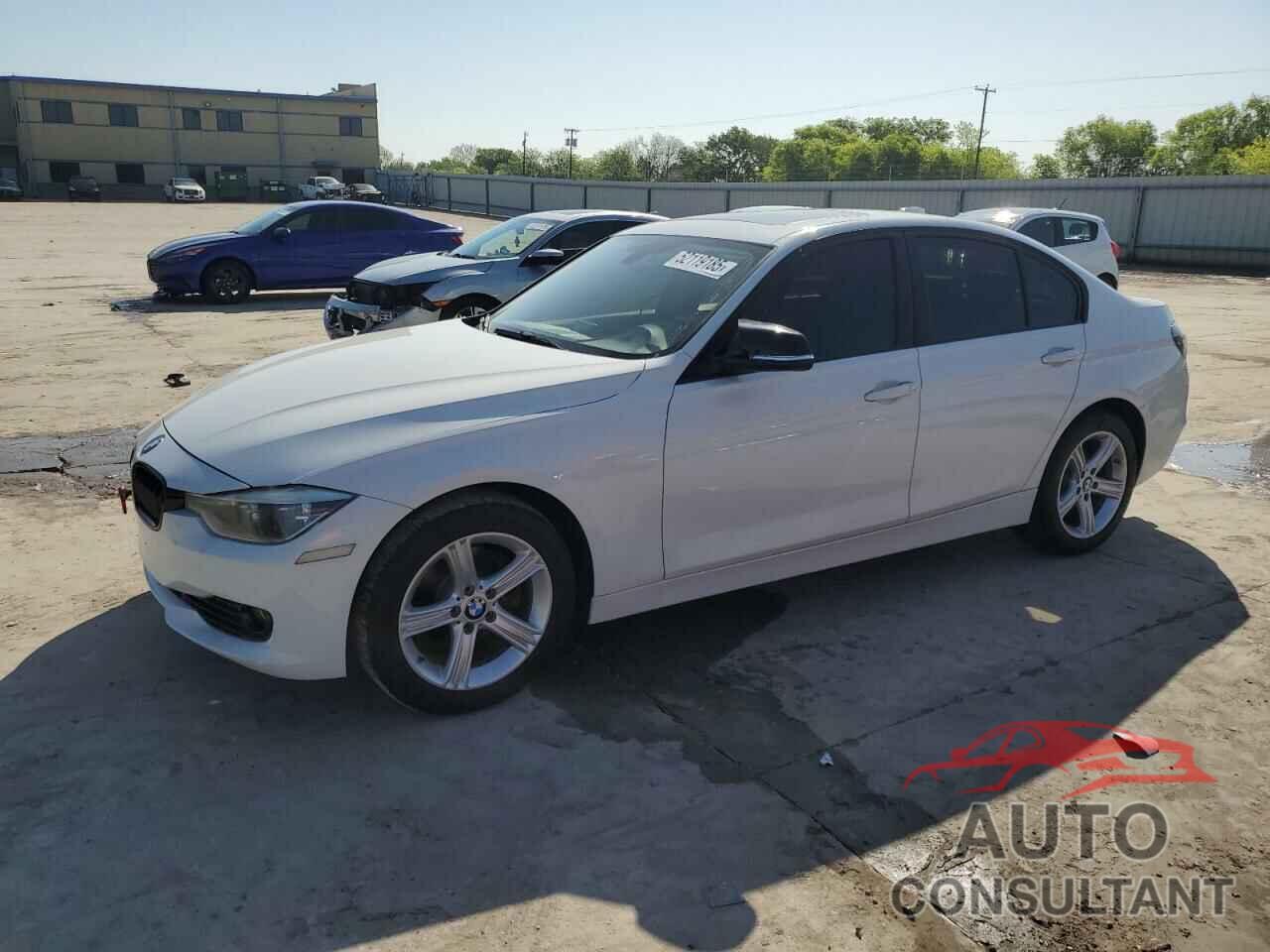 BMW 3 SERIES 2013 - WBA3A5G58DNP23030