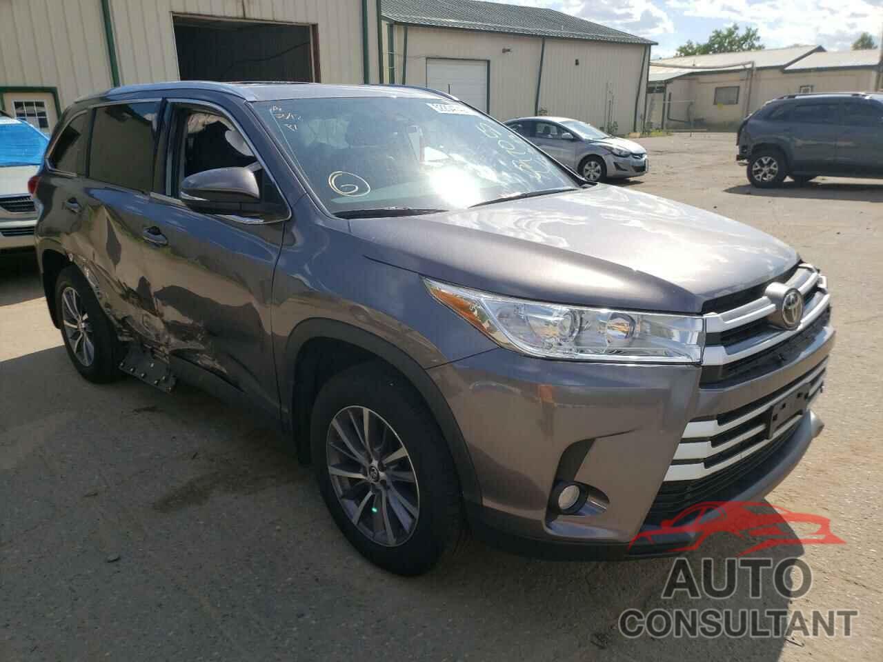TOYOTA HIGHLANDER 2019 - 5TDJZRFHXKS709952