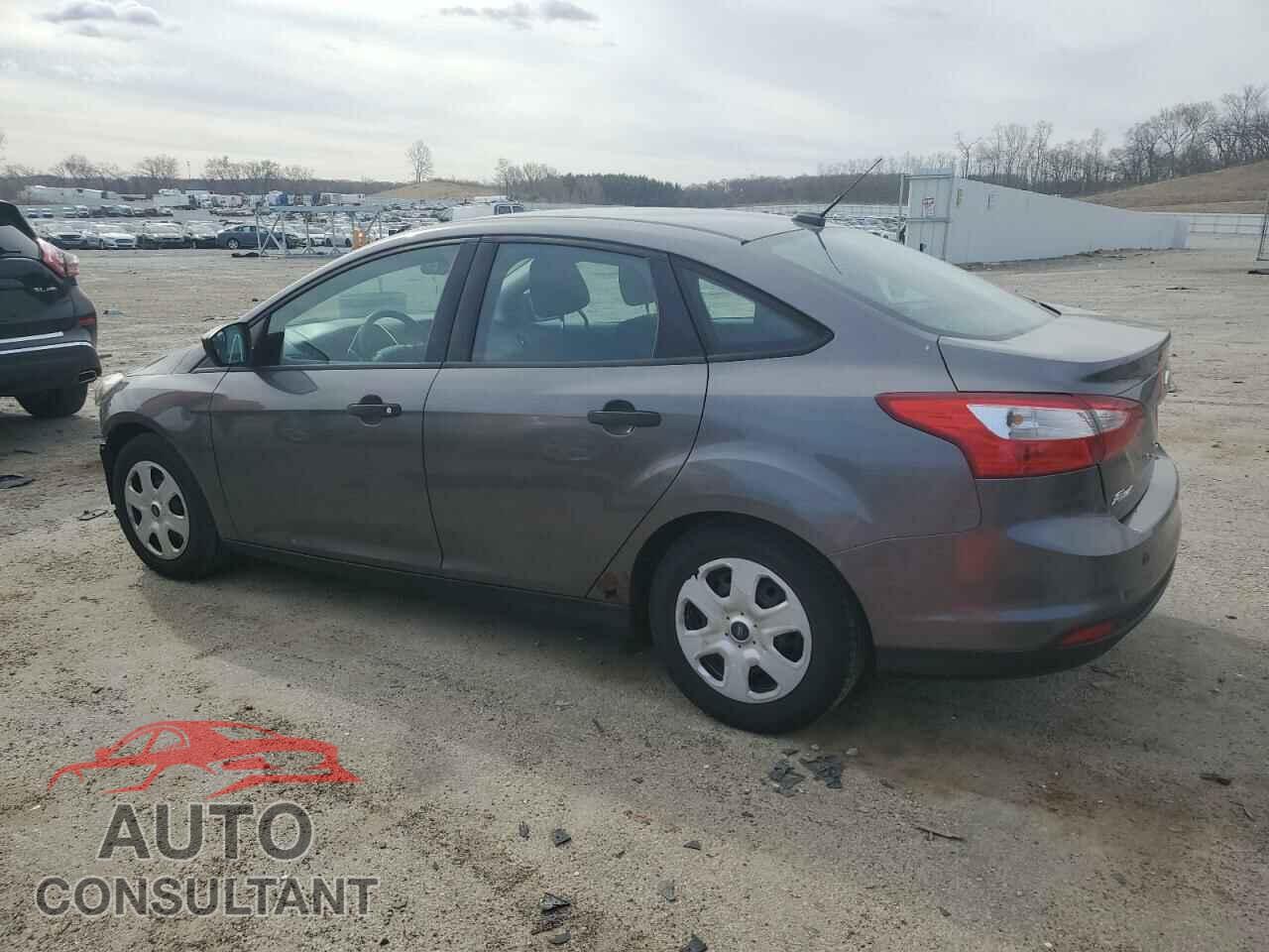FORD FOCUS 2013 - 1FADP3E22DL149982
