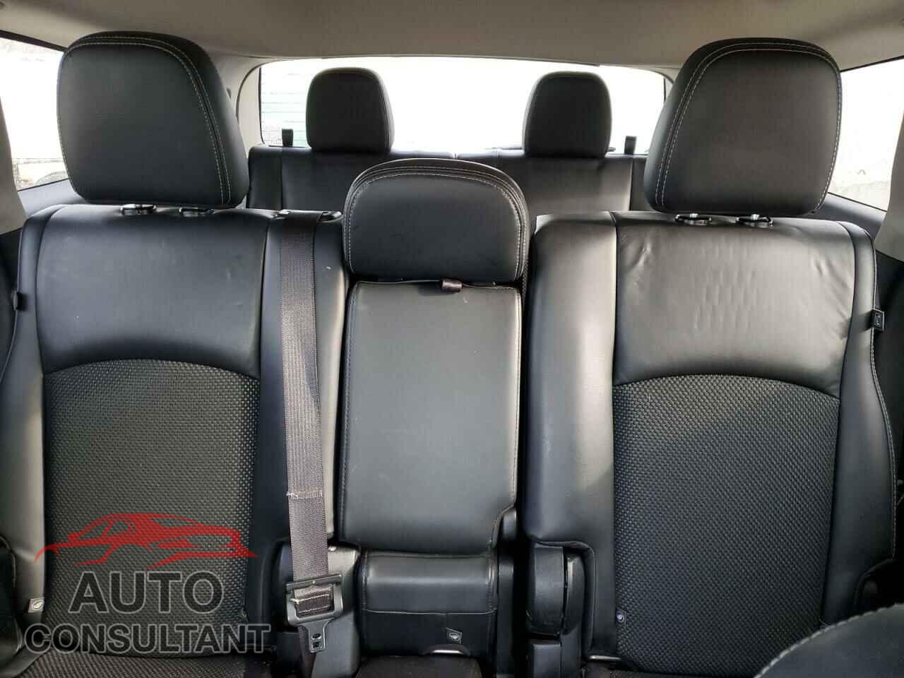 DODGE JOURNEY 2017 - 3C4PDCGB4HT594036