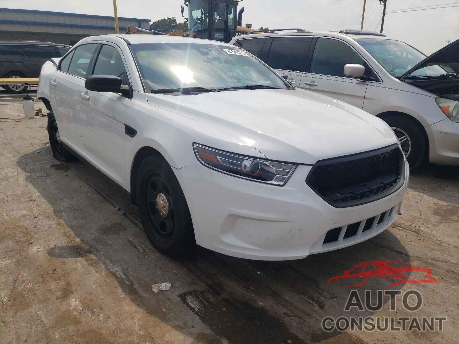 FORD TAURUS 2018 - 1FAHP2L80JG143640