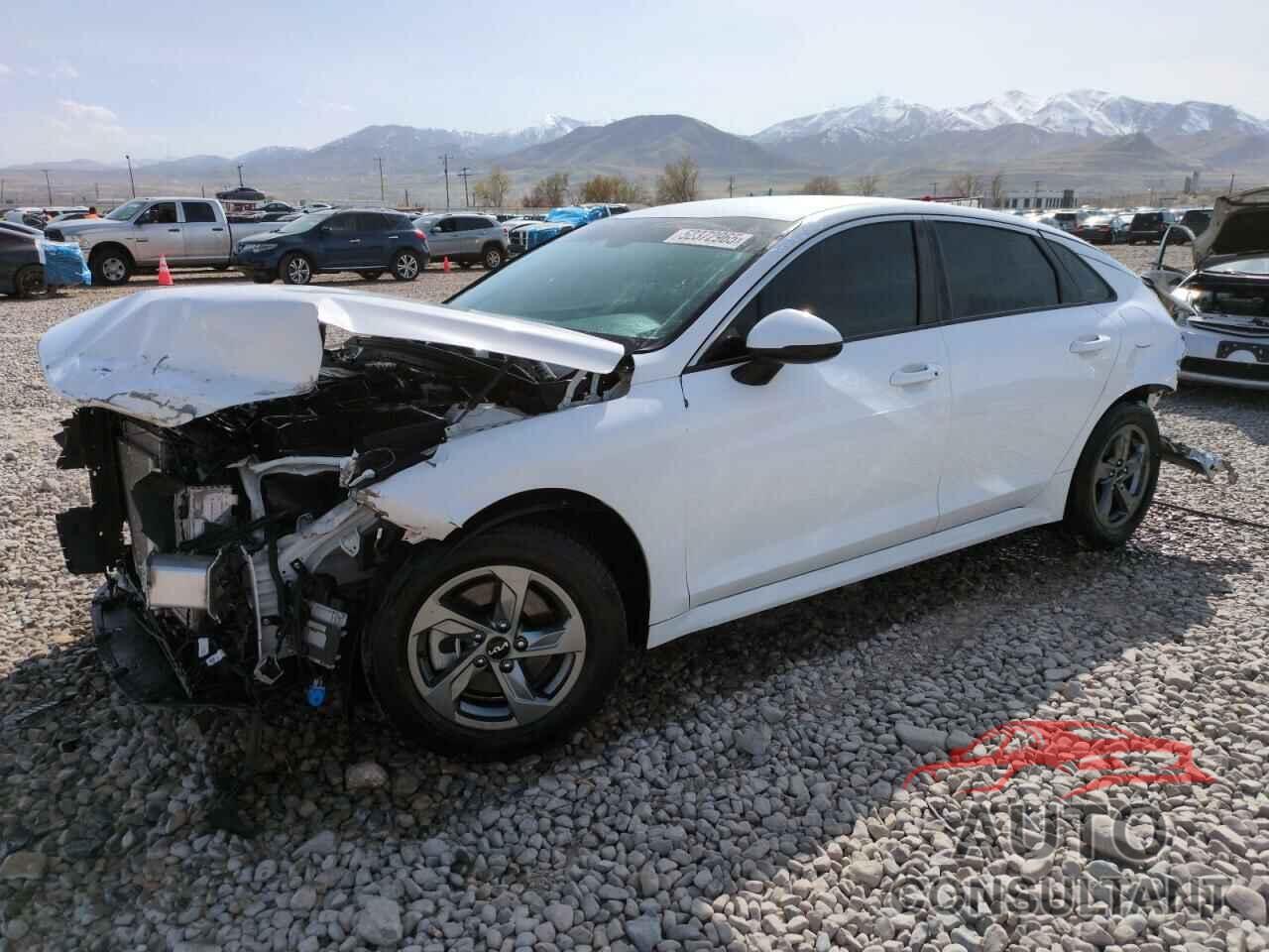 KIA K5 2022 - 5XXG14J29NG126012