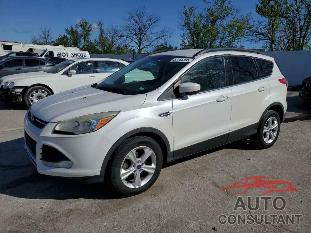 FORD ESCAPE 2015 - 1FMCU0GXXFUA19561