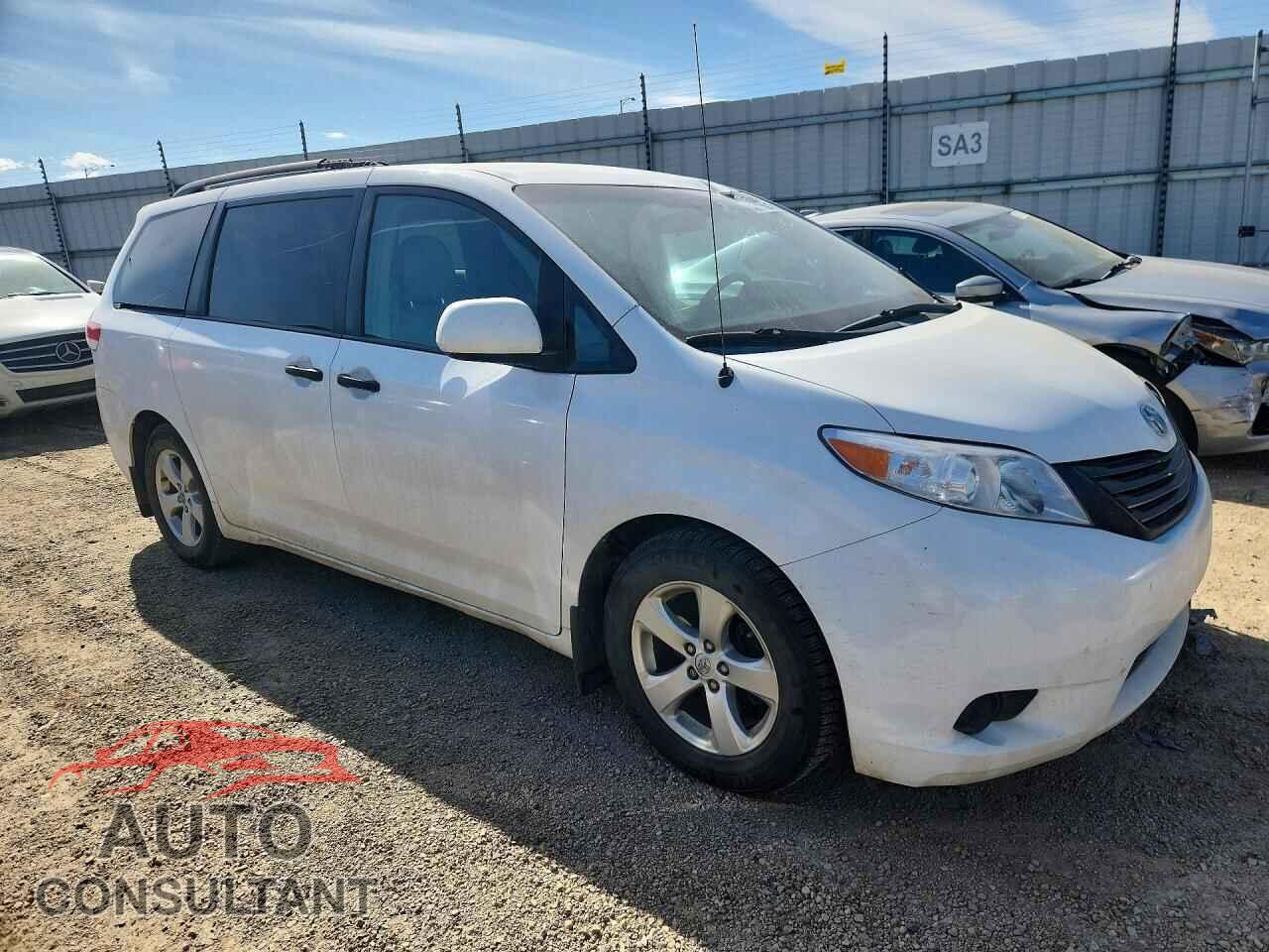 TOYOTA SIENNA 2013 - 5TDZK3DC8DS391912